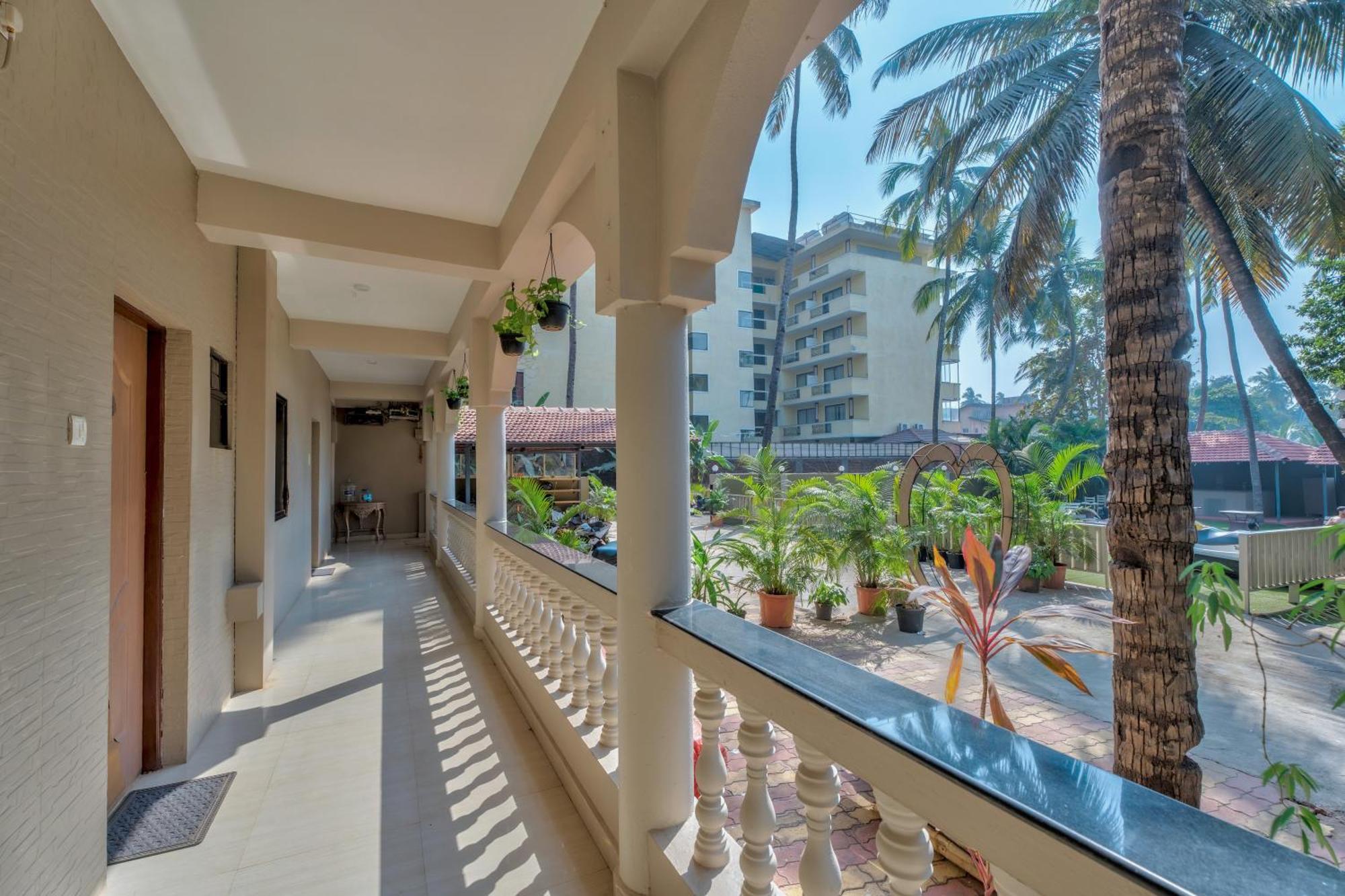 Rosa Bella Resort-Tbv カラングート エクステリア 写真
